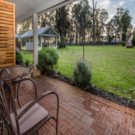 Inn The Tuarts Guest Lodge Busselton Accommodation - Adults Only Extérieur photo